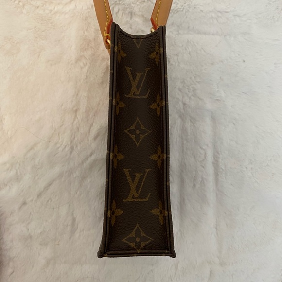 Louis Vuitton Petit Sac Plat - Picture 5 of 7